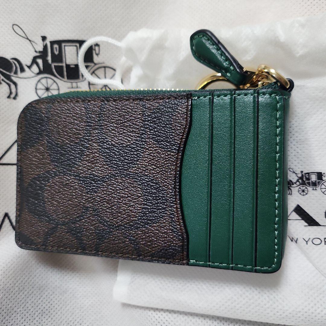 【新品】COACHケース　グリーン