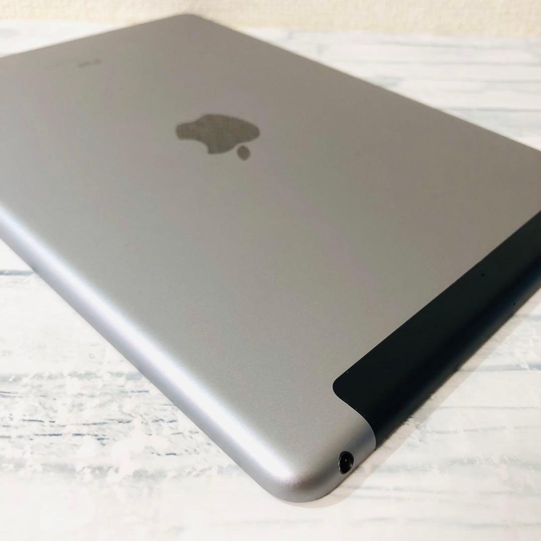 iPad 第6世代 32GB SIMフリー　管理番号：252