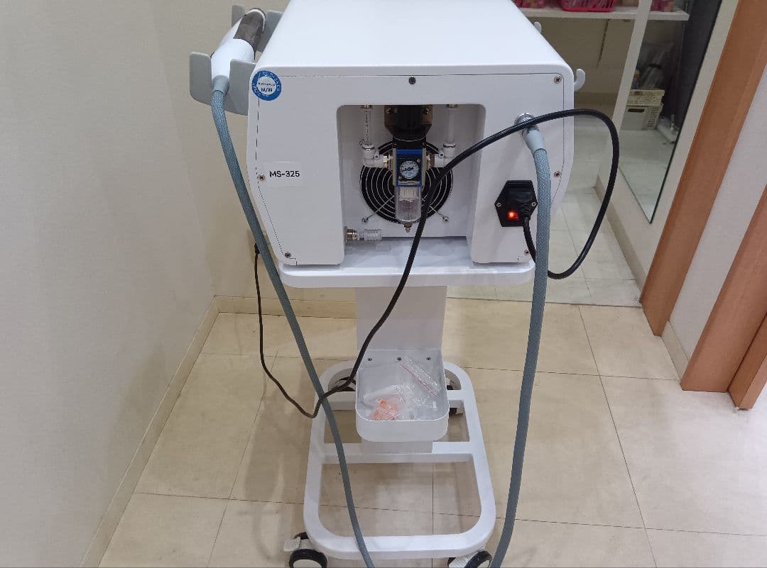 MUSE Platinum 業務用美顔器