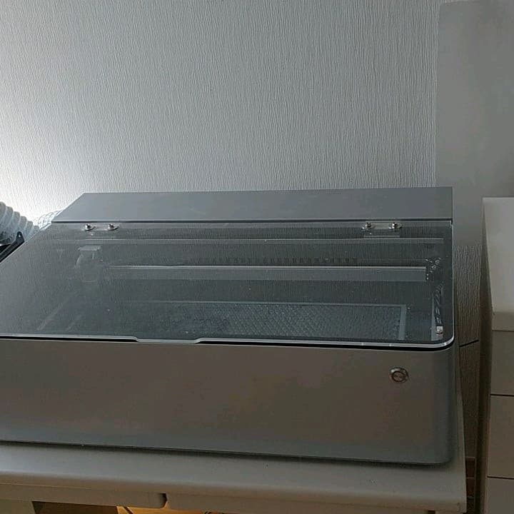 レーザー加工機　Podea-02