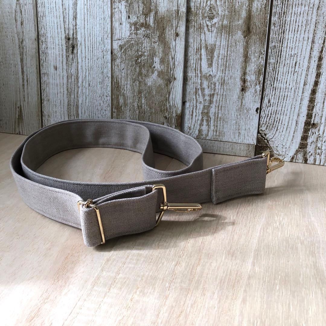 トートバッグ　ハンドメイド　デニムリメイク　ベージュ　ベルト付き【新品デニム】