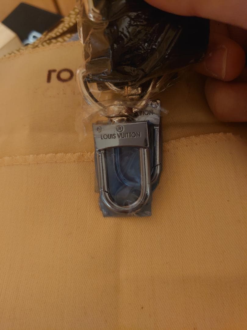 レザー キーホルダー(激安 最終値下げ)ジャンク品扱い出品