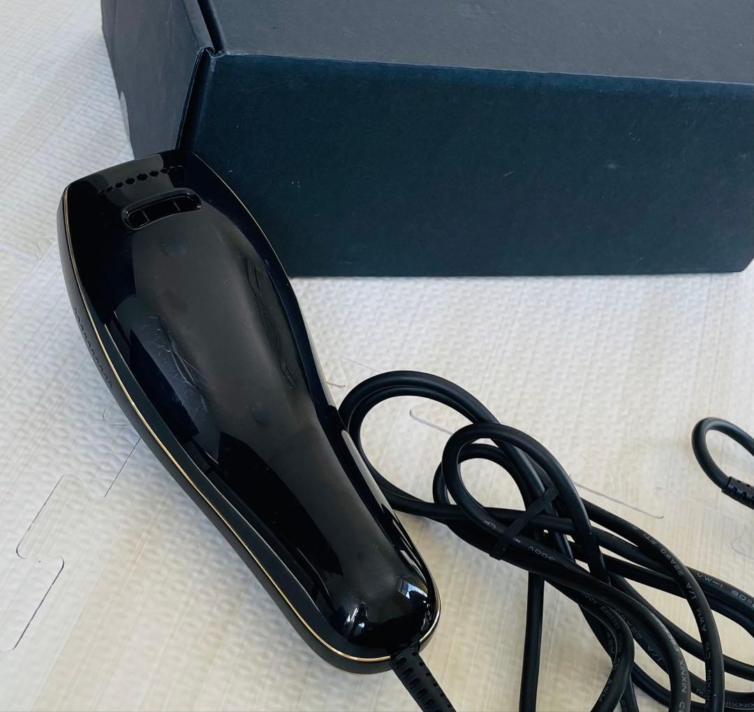 SMOOTHSKIN （スムーズスキン）pure IPL脱毛器