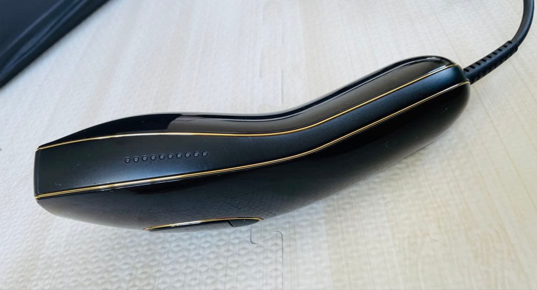 SMOOTHSKIN （スムーズスキン）pure IPL脱毛器