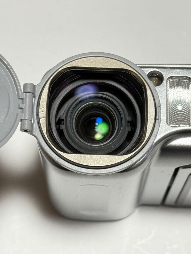 K*i様 ニコン Nikon クールピクス COOLPIX S4