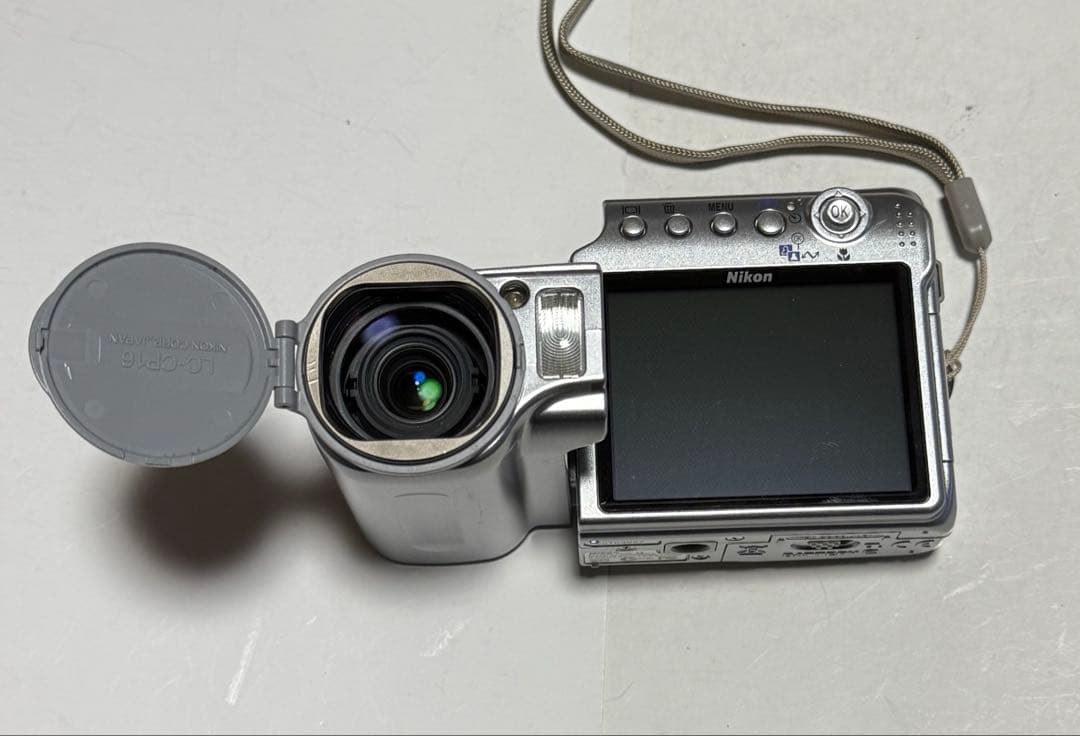 K*i様 ニコン Nikon クールピクス COOLPIX S4