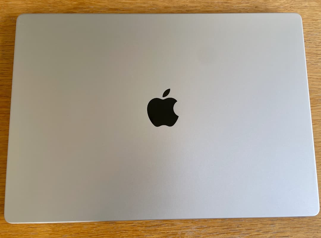 Apple MacBook Pro 16インチ M1