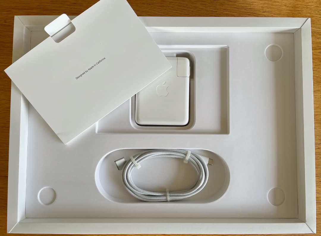 Apple MacBook Pro 16インチ M1