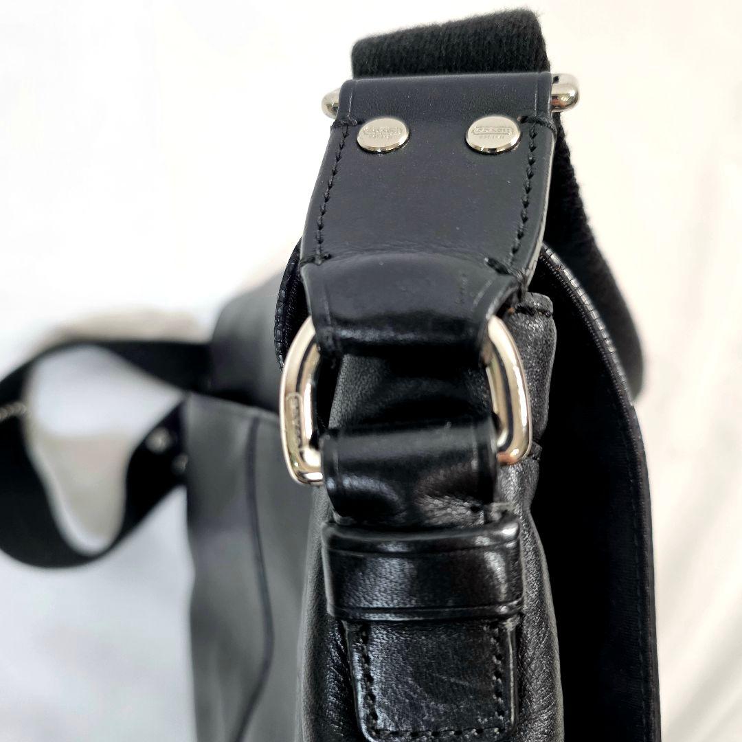 美品 コーチ メッセンジャー ショルダー レザー F74386