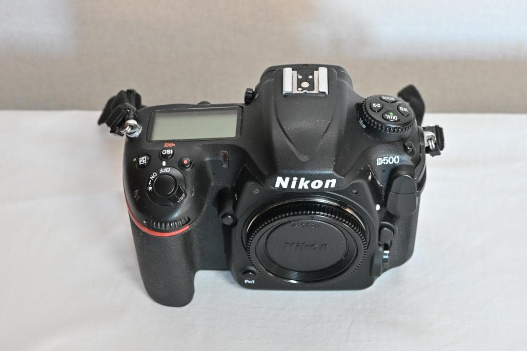 Nikon D500ボディ デジタル一眼レフカメラ 中古