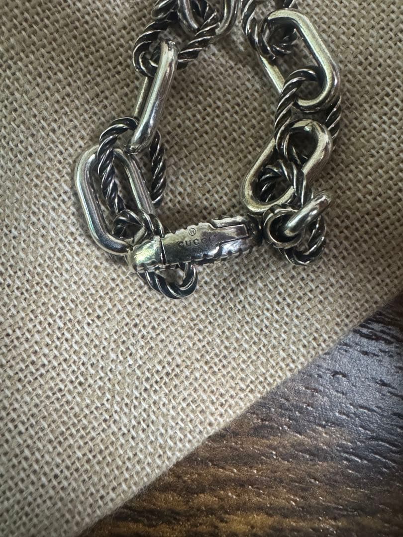 GUCCI チェーンブレスレット ライオンモチーフ