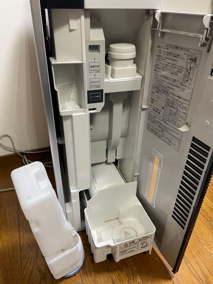 20年製 次亜塩素酸空間除菌脱臭機ジアイーノF-MV4100 Panasonic