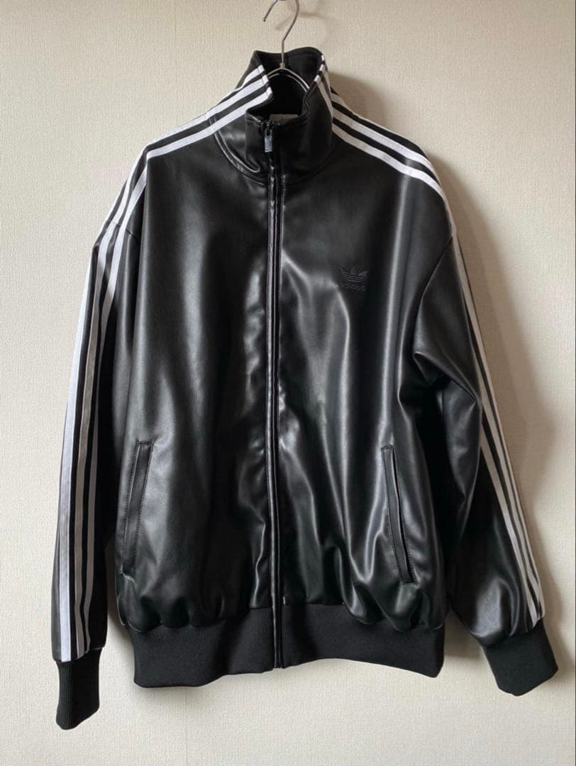 【美品&即完売品】Adidas originalsレザージャケット