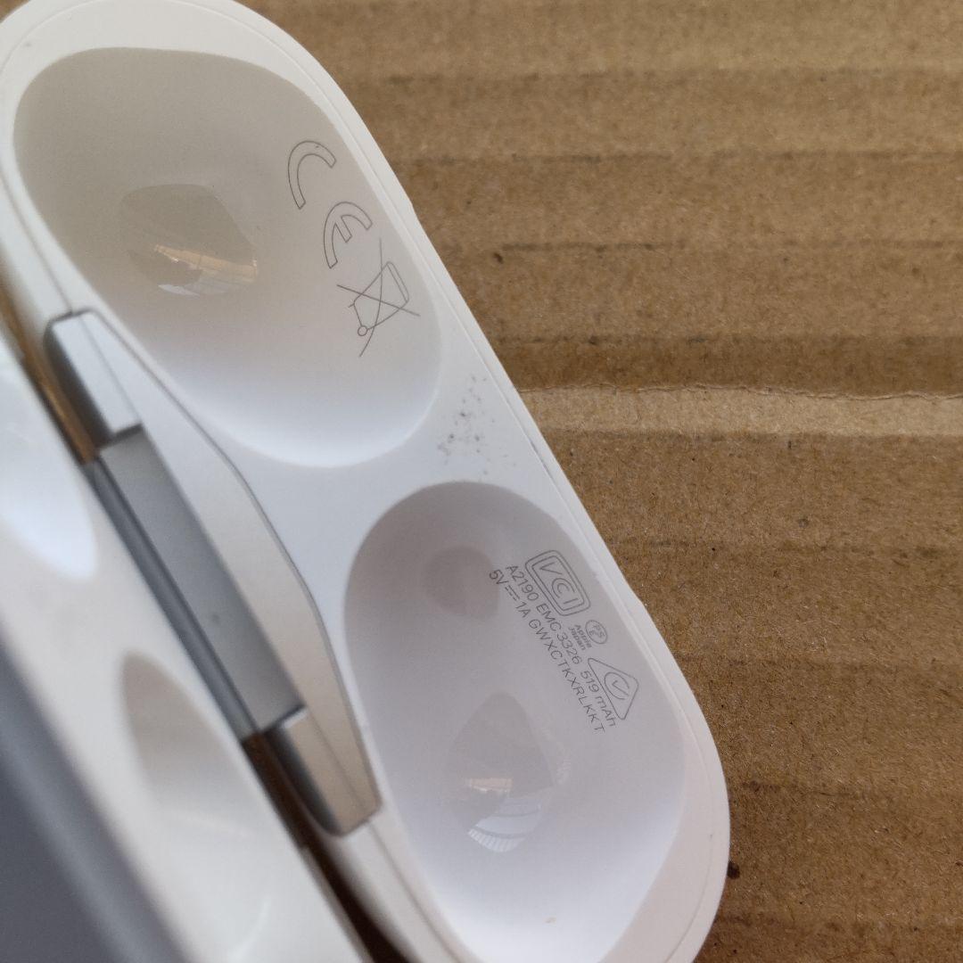 Apple社純正品 AirPods Pro 右 充電器 A2083 A2190