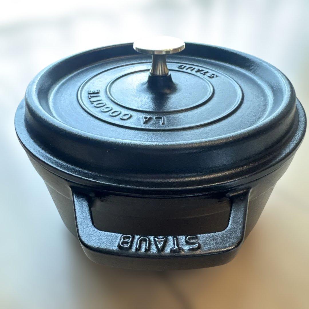 Staub ストウブピコ・ココットラウンド(22cm) シャイニーブラック