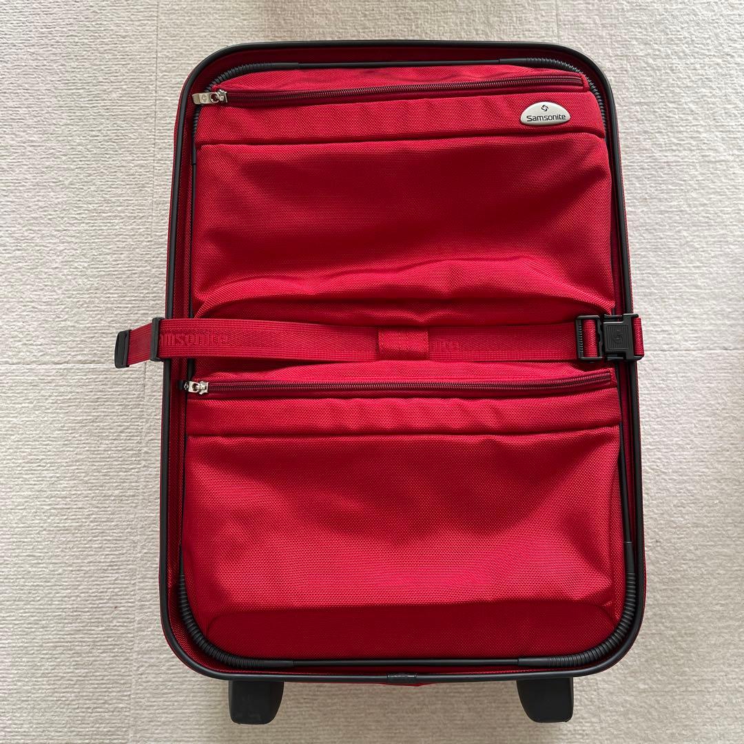 サムソナイト　スーツケース　ソフトタイプ　レッド