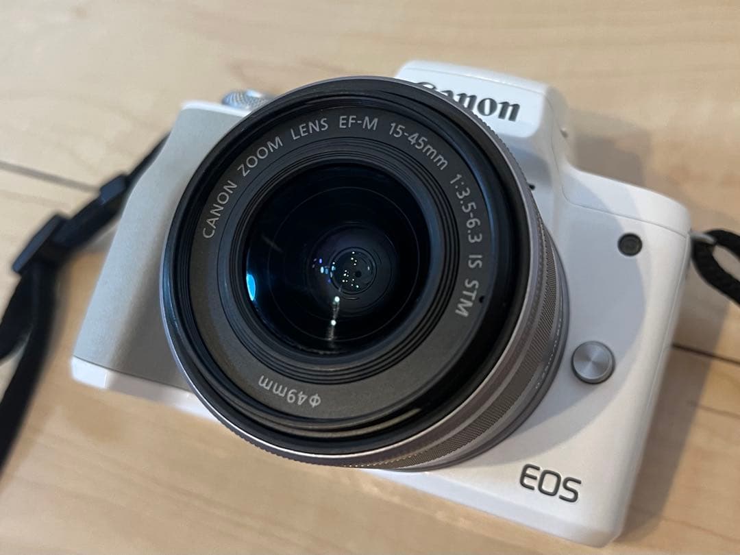 Canon EOS Kiss M レンズキット ホワイト