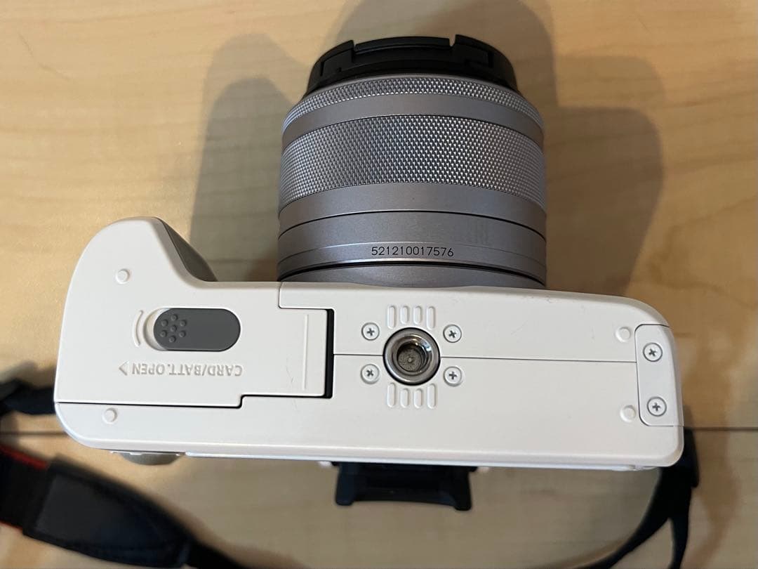 Canon EOS Kiss M レンズキット ホワイト