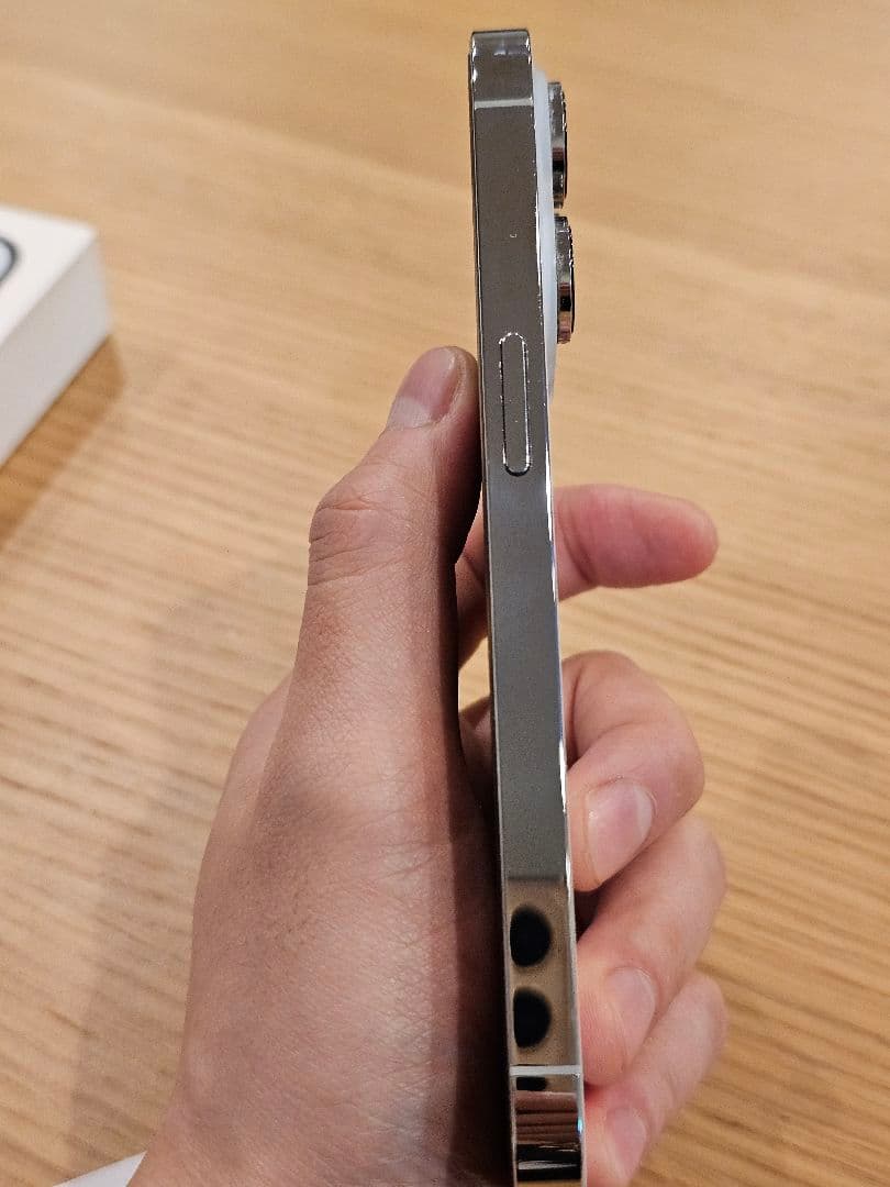 Apple iPhone 14 Pro シルバー128GB SIMフリー