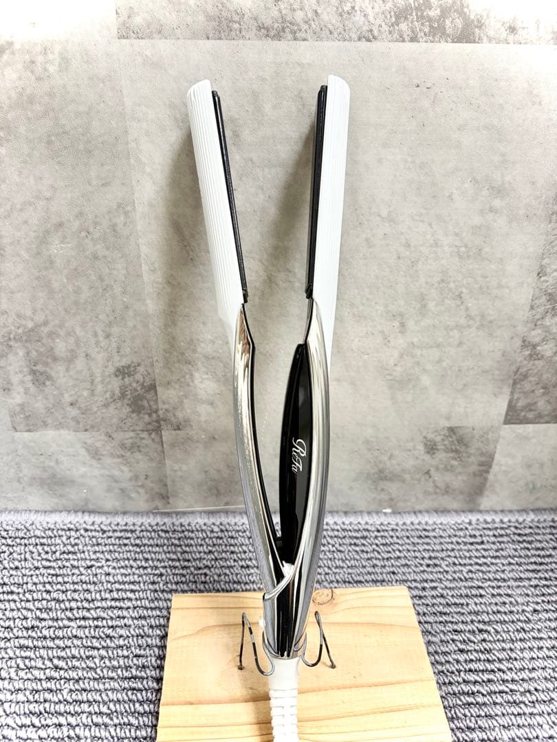 【なお】Refa MTG リファ ストレートアイロン 2022年製