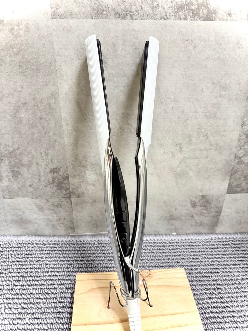 【なお】Refa MTG リファ ストレートアイロン 2022年製