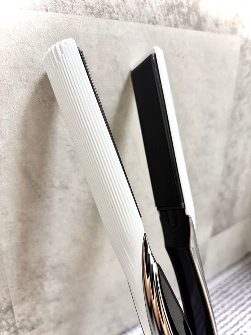 【なお】Refa MTG リファ ストレートアイロン 2022年製