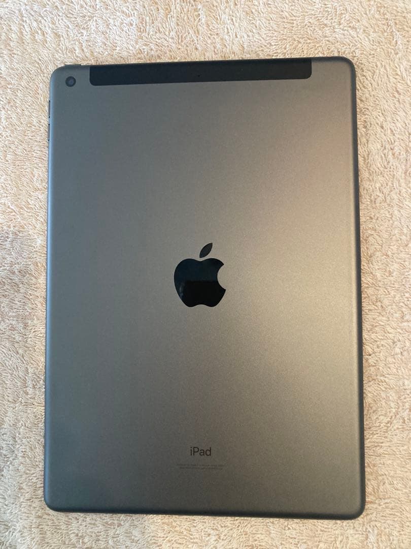 iPad 第9世代　本体(256gB)+カバー+キーボード