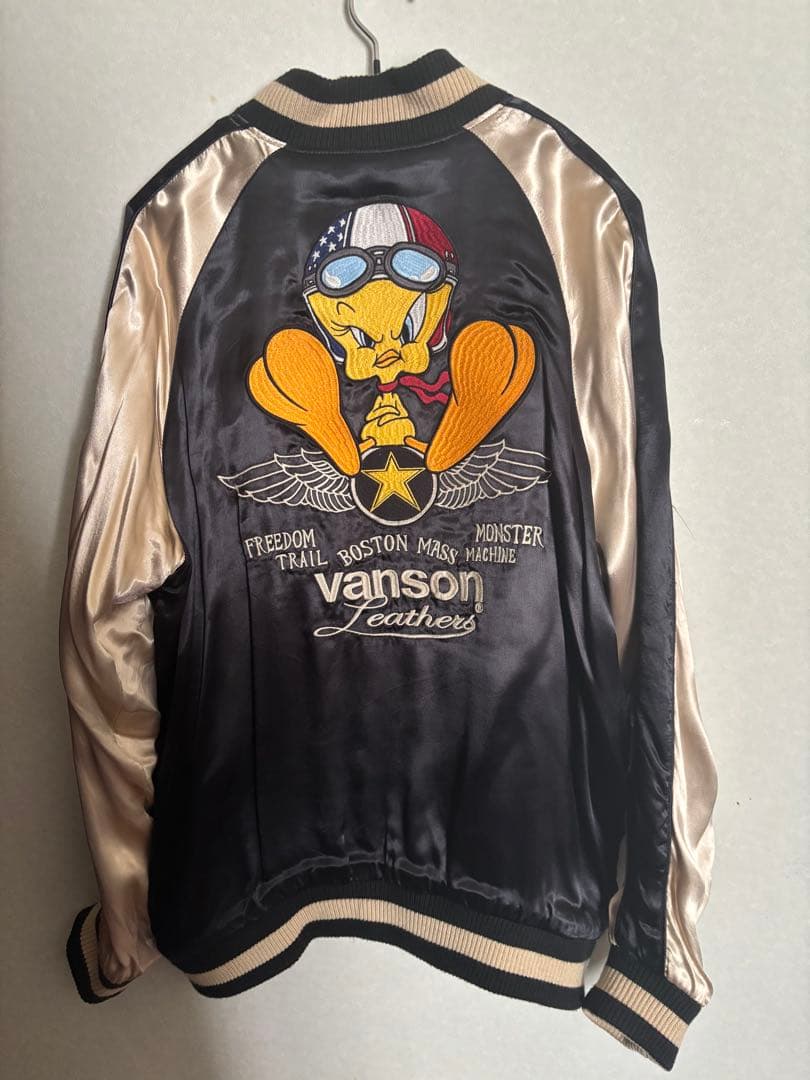 vanson スカジャン ツイーティー刺繍