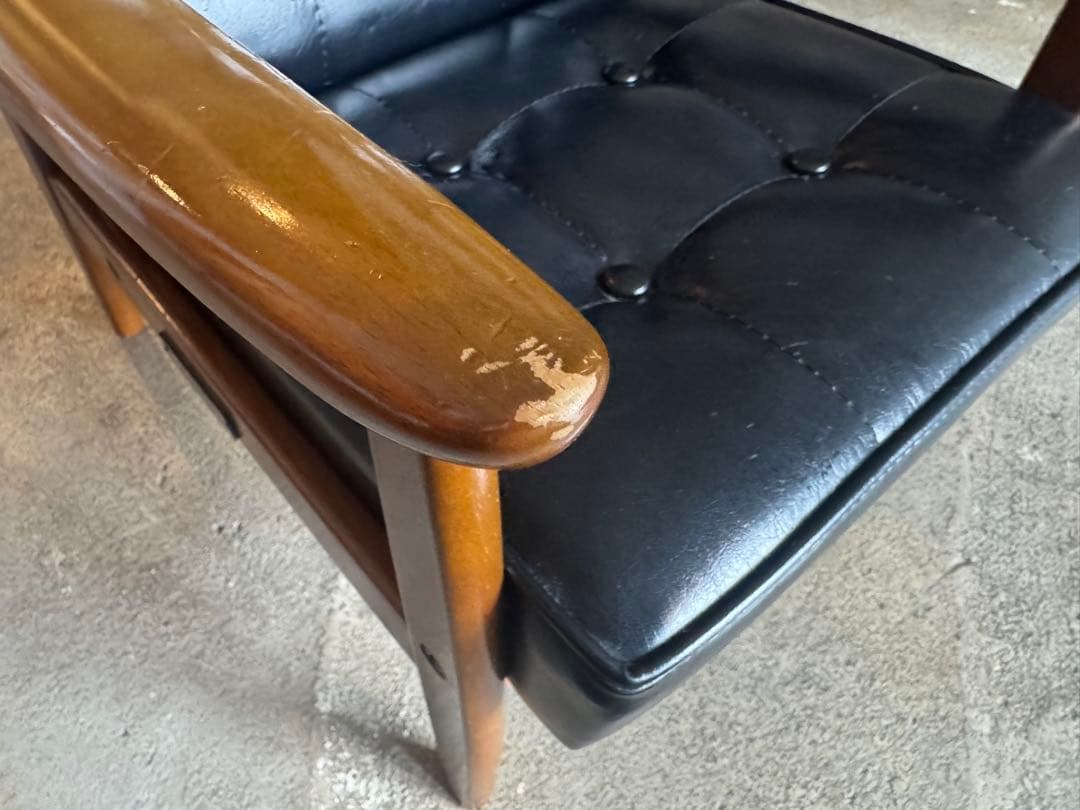 【da1s2c】カリモク60 Kチェアミニ　子供用 1人掛けソファ 黒