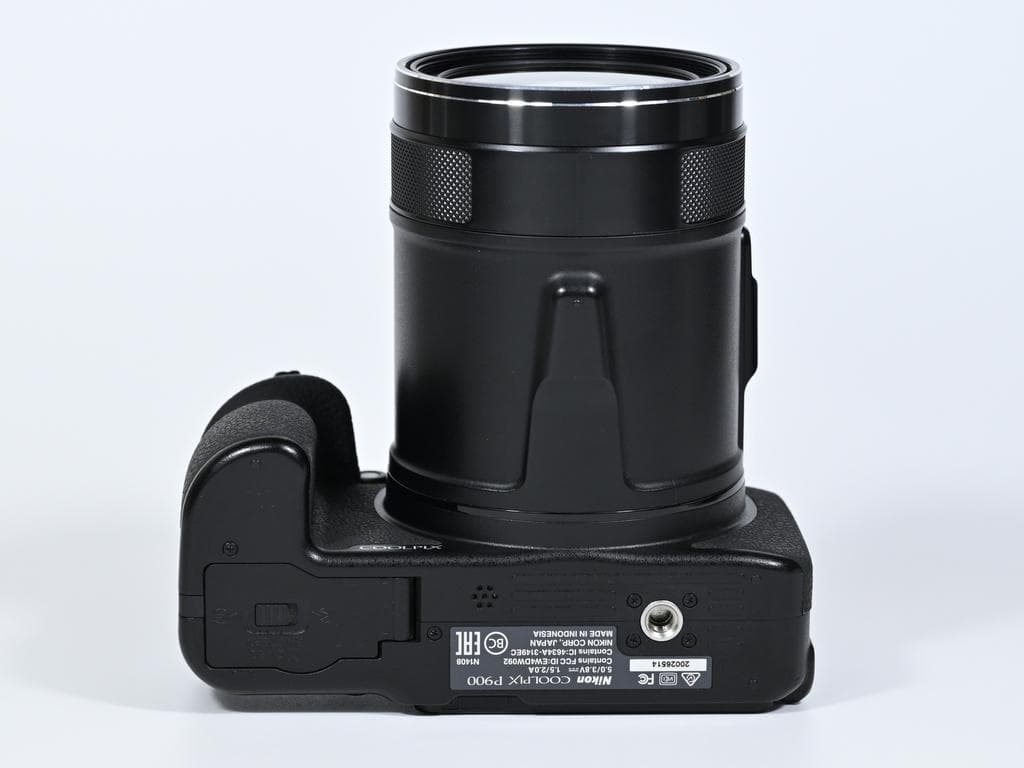 【美品】 ニコン　Nikon COOLPIX P900