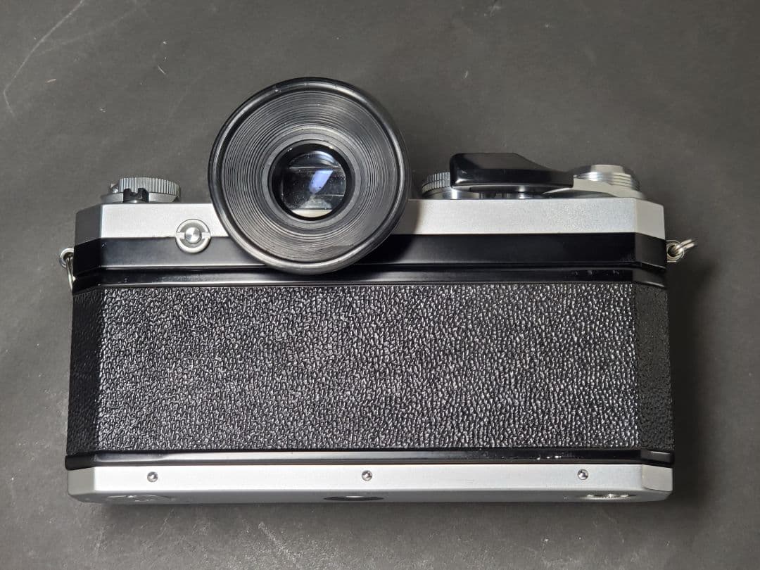 年末限定　極上品　Nikon F 一眼レフカメラ シルバーボディーのみ