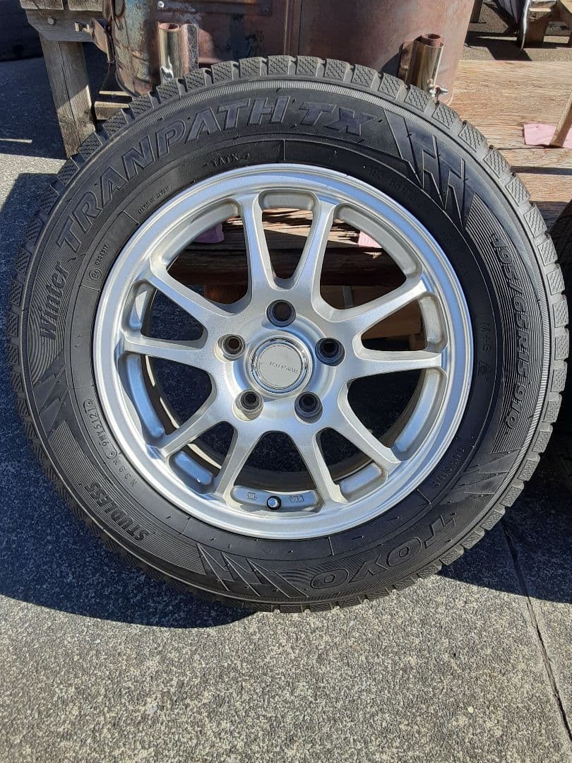 【最終価格】15インチ 　スタッドレスタイヤ&アルミホイールセット　4本