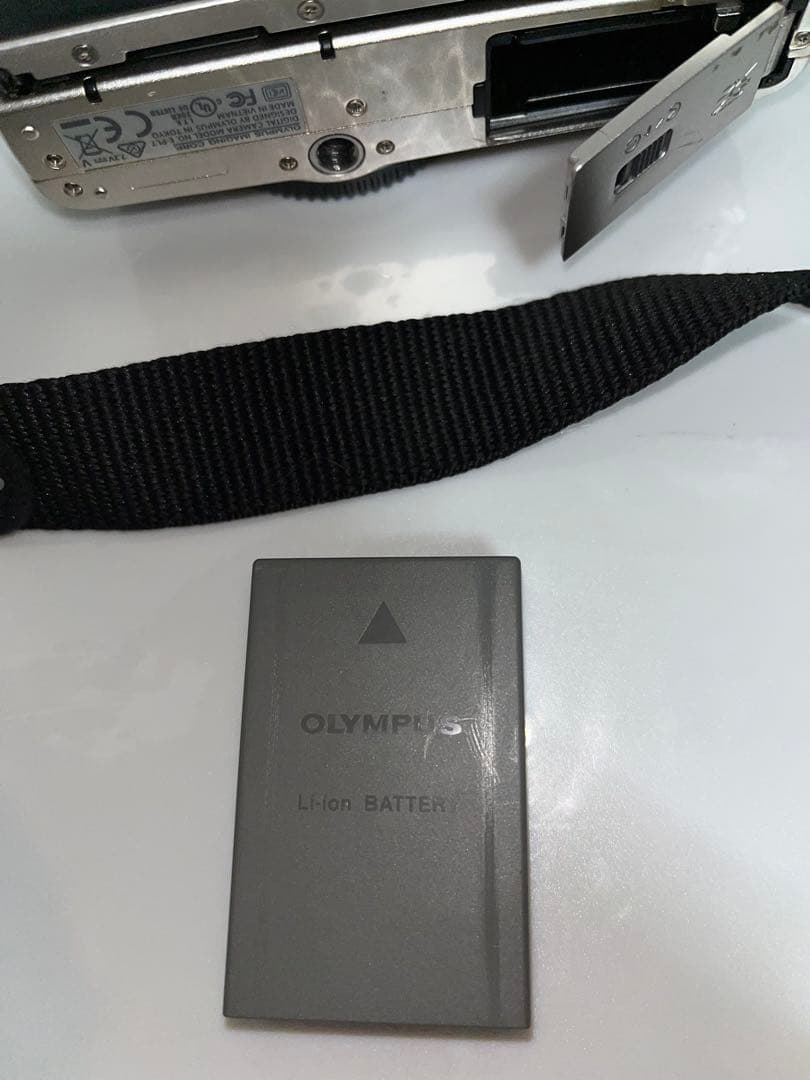 Olympus E-PL7 ミラーレスカメラ ペン付属品多数