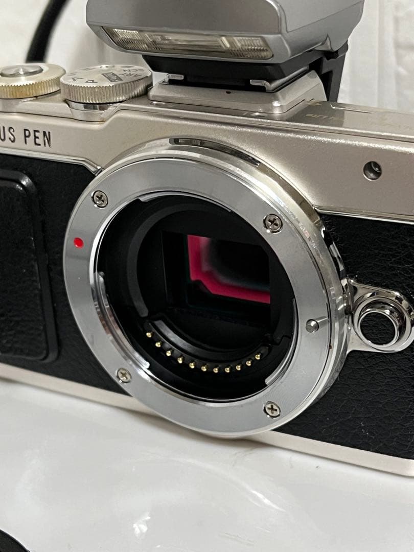 Olympus E-PL7 ミラーレスカメラ ペン付属品多数