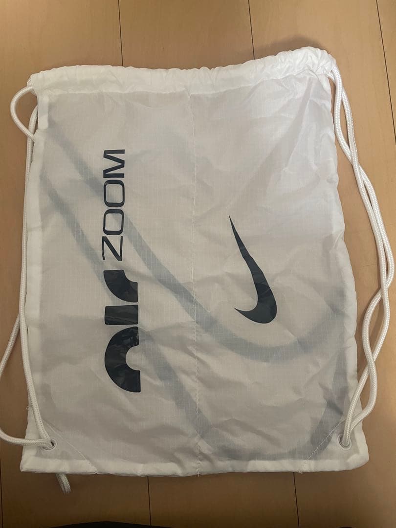 ナイキエアズームマックスフライ　モアアップテンポ 28cm