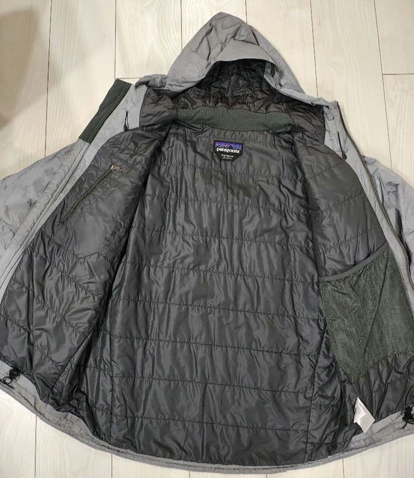 A*0様 patagonia 中綿マウンテンパーカ　インサレーテッドトレントシェ