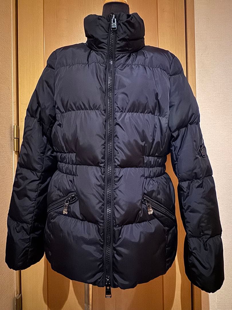 コーチ　美品　ブラックダウンジャケット Mサイズ　国内正規店購入