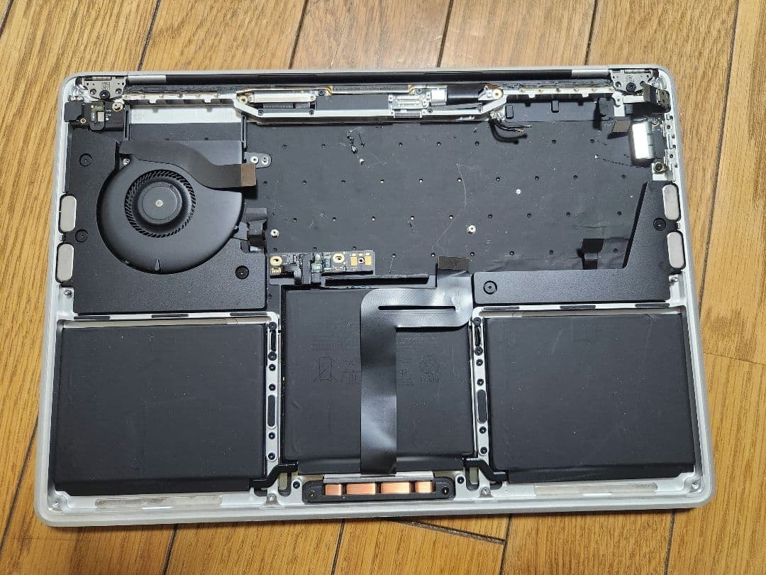 Macbook Pro 2019 A2159 パーツ　ジャンク