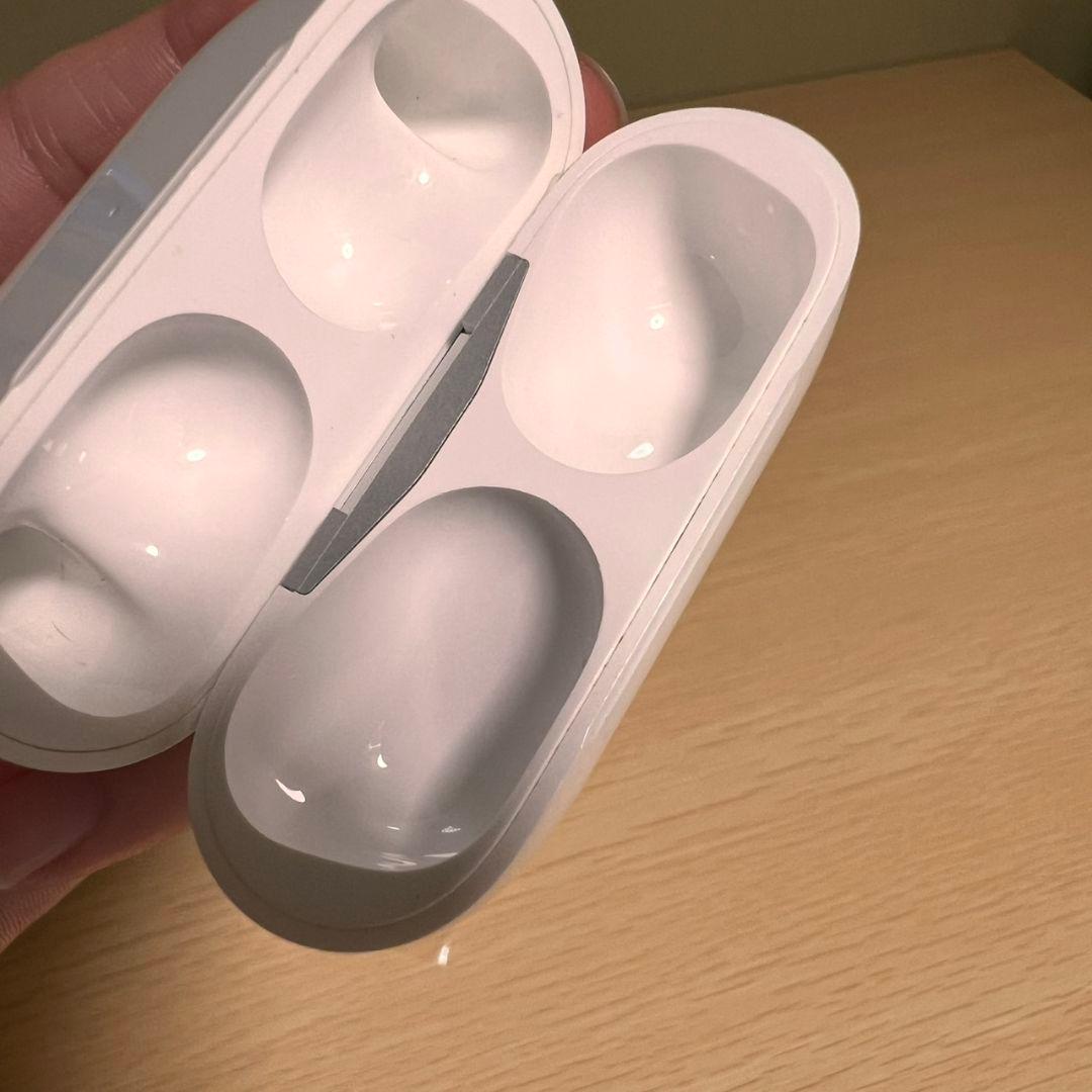 AirPods Pro 第1世代 本体＋箱付／初期化・ID解除済／動作確認済