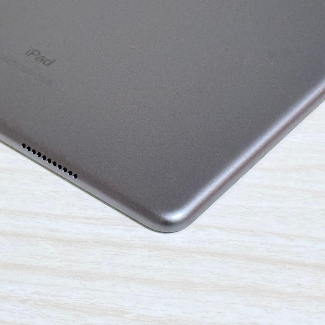 M*i様 美品 iPad Air 第3世代 スペースグレイ 64GB Wi-Fi