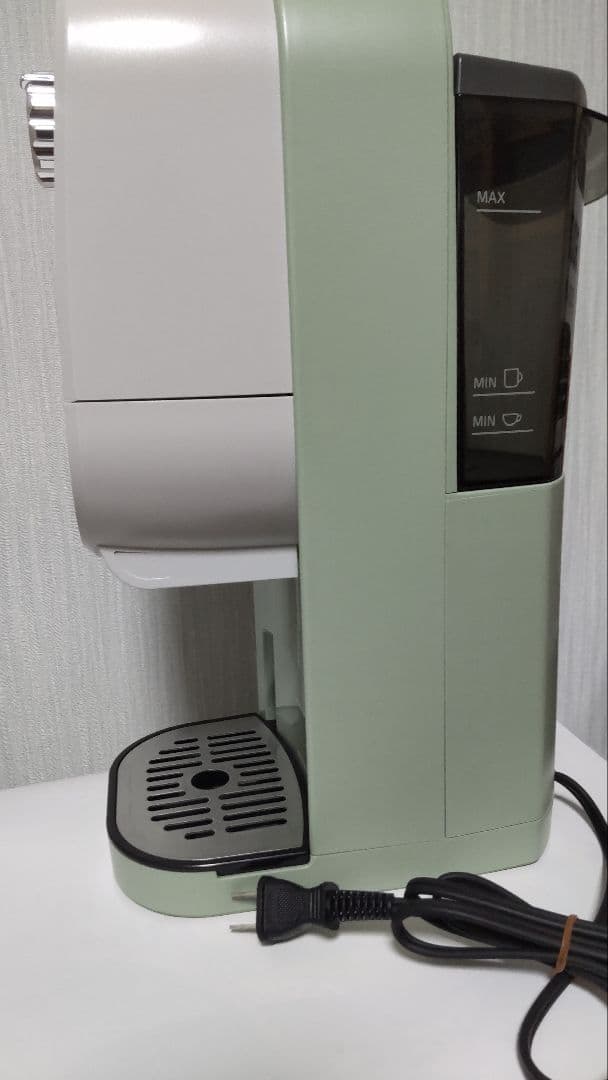 コンパクト水分補給器 ホワイト/グリーン