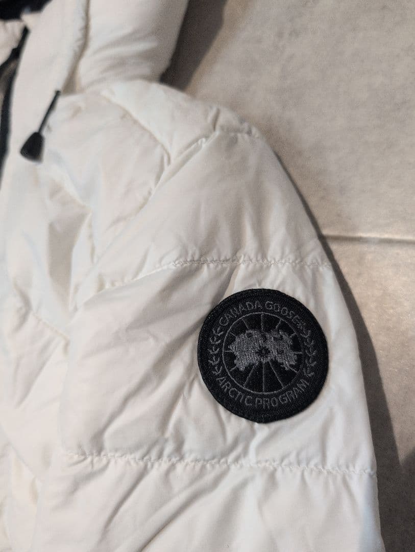 【未使用】カナダグース ABBOTTHOODY BLACK LABEL