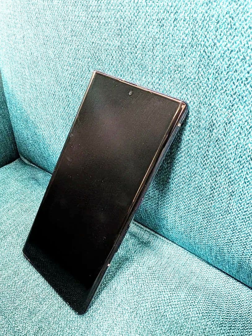 ARROWS　F-52A　docomo5G スマートフォン 本体