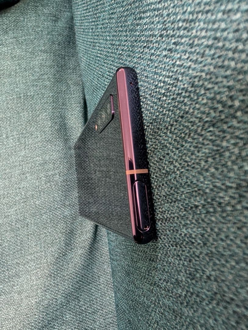 ARROWS　F-52A　docomo5G スマートフォン 本体