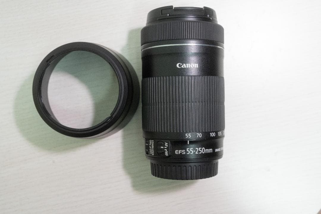 【純正フード付】キヤノン EF-S 55-250mm f4-5.6 IS STM