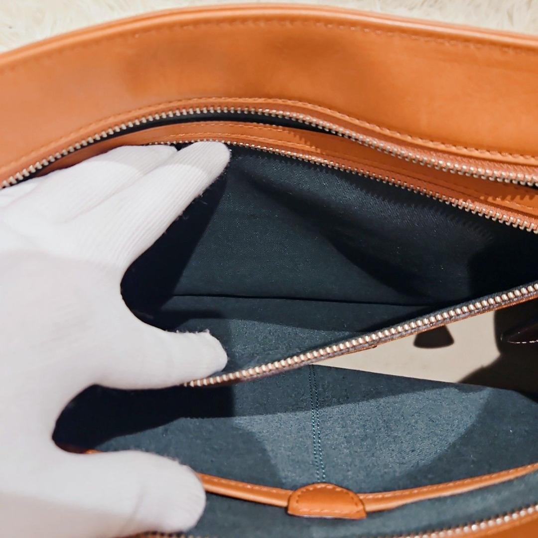 美品 ソメスサドル レザー フラップ ショルダ ーバッグ キャメル A4