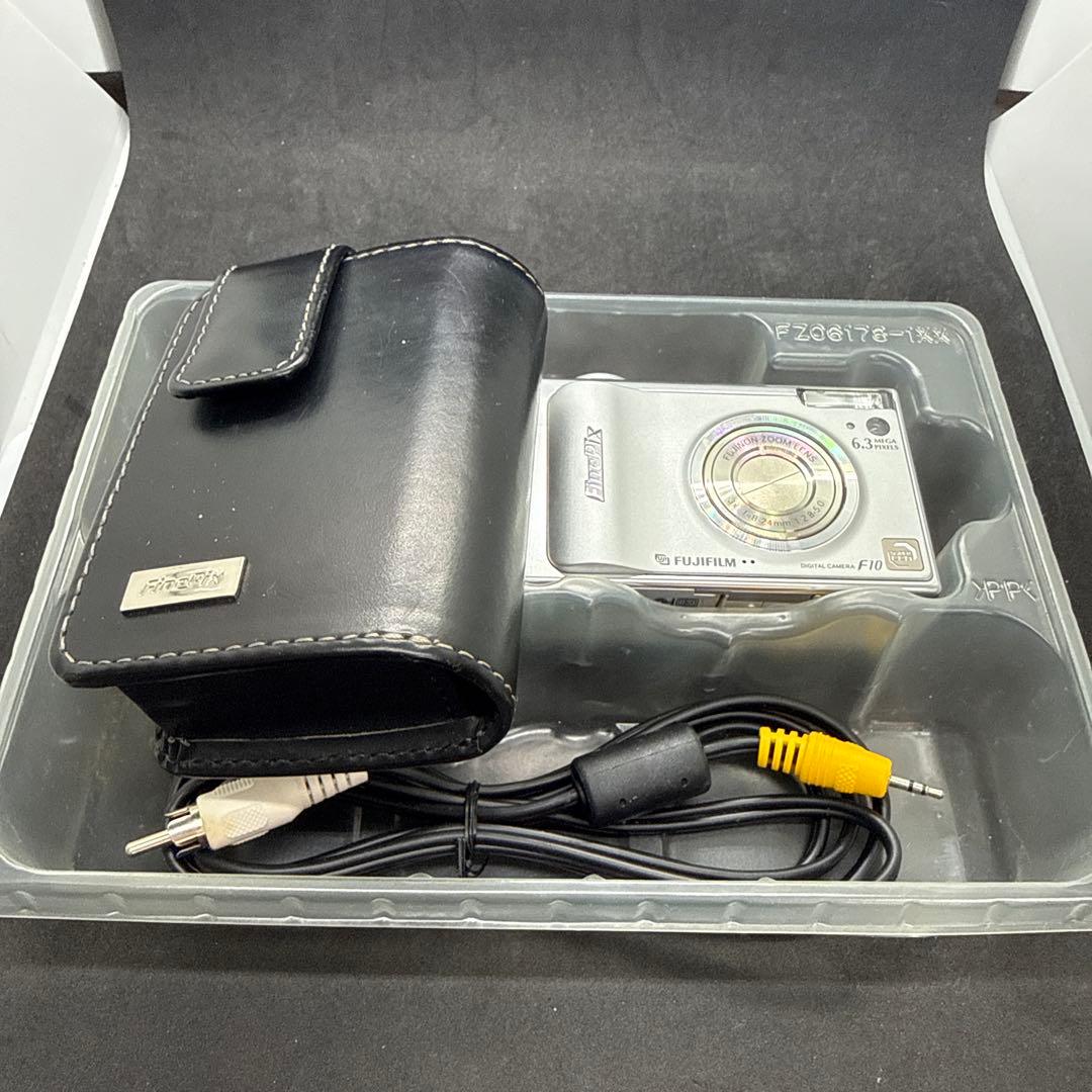 FUJIFILM FinePix F10 デジタルカメラ ジャンク品 箱・付属有