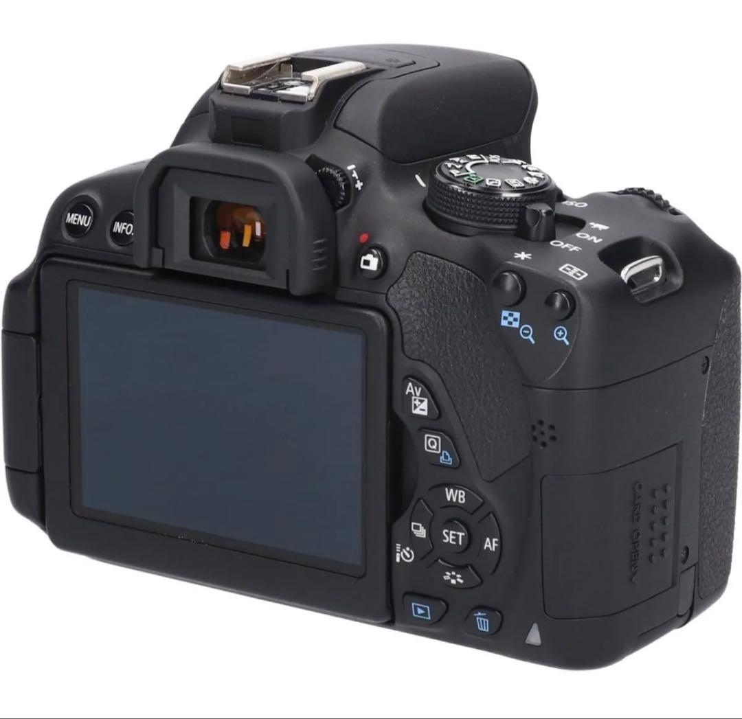 Canon EOS Kiss X7i 本体