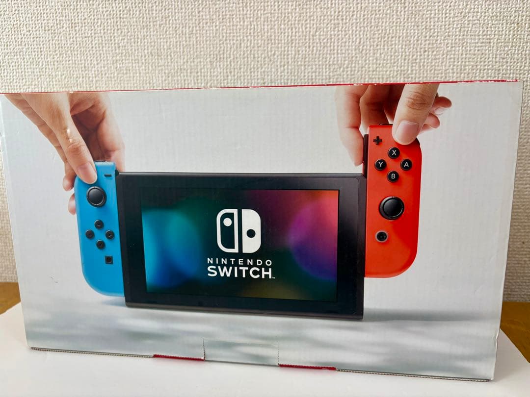 Nintendo Switch 本体＋Joy-Con