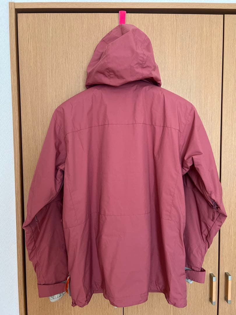 新品未使用 DESCENTE スノーボードスキーウェア Lsize